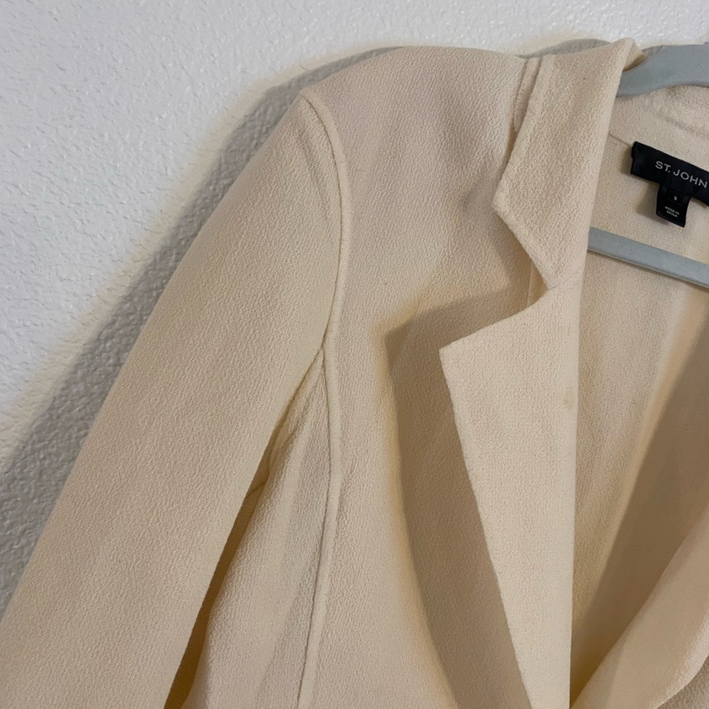St. John 100% wool blazer size 8 - Picture 4 of 15